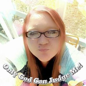 Meet your Posher, Hali